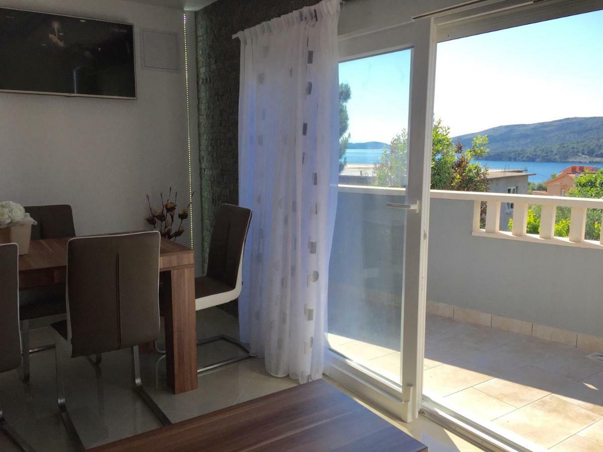 Apartmani Sanja Marina Bagian luar foto